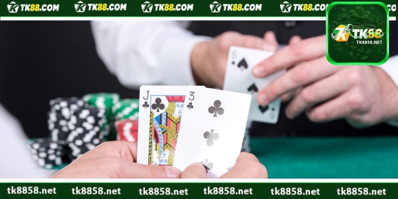 Poker Online tiện lợi hơn so với Pocker truyền thống
